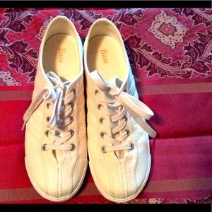 Bass Canvas Shoes